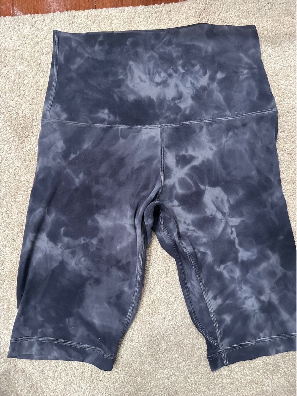 (3)Lululemon shorts